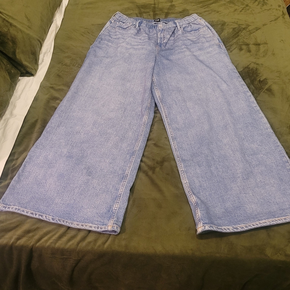GAP Light Blue Wide-Leg Jeans - Picture 6 of 14